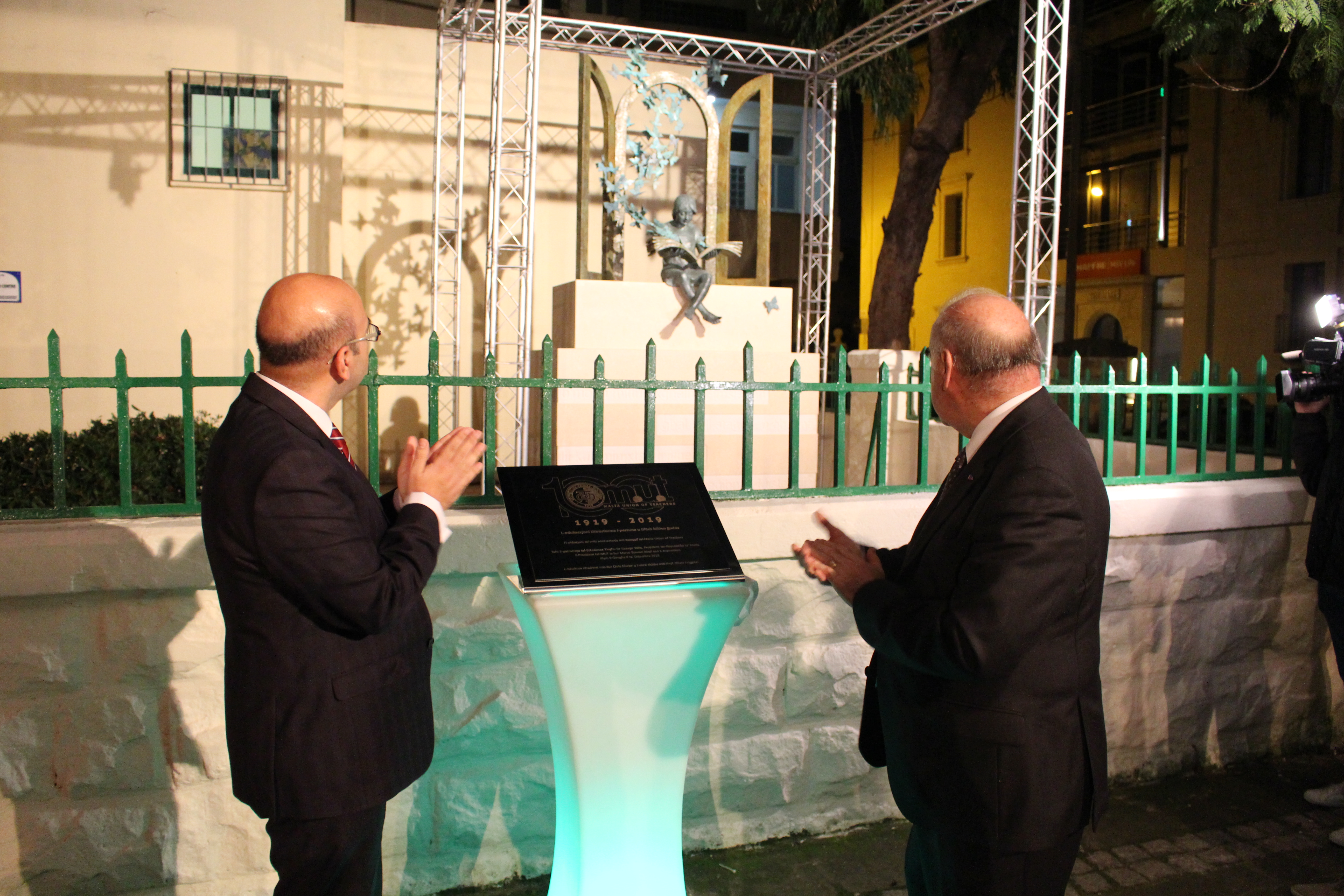 MUT Unveils 100th Anniversary Monument