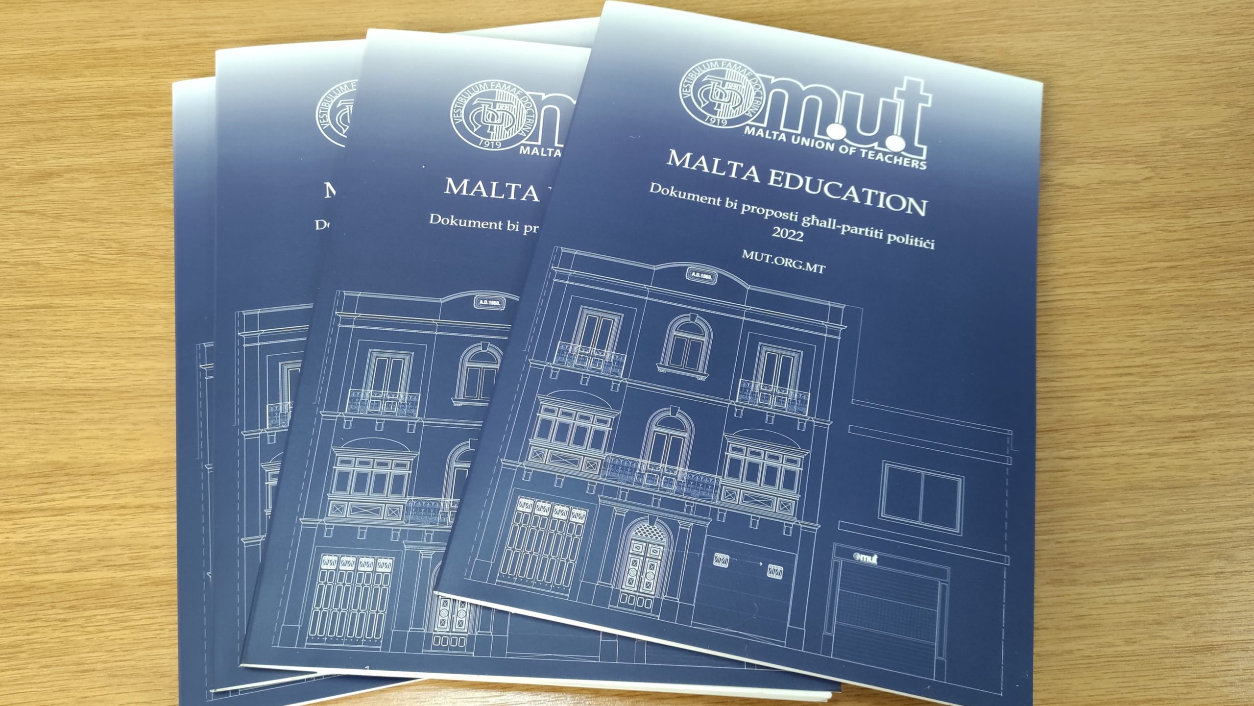 MUT publishes document with sixty proposals to be presented to political parties